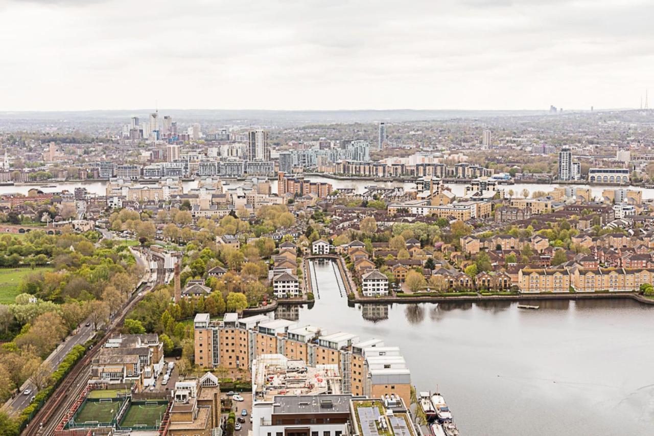 The Panoramic Urban Oasis